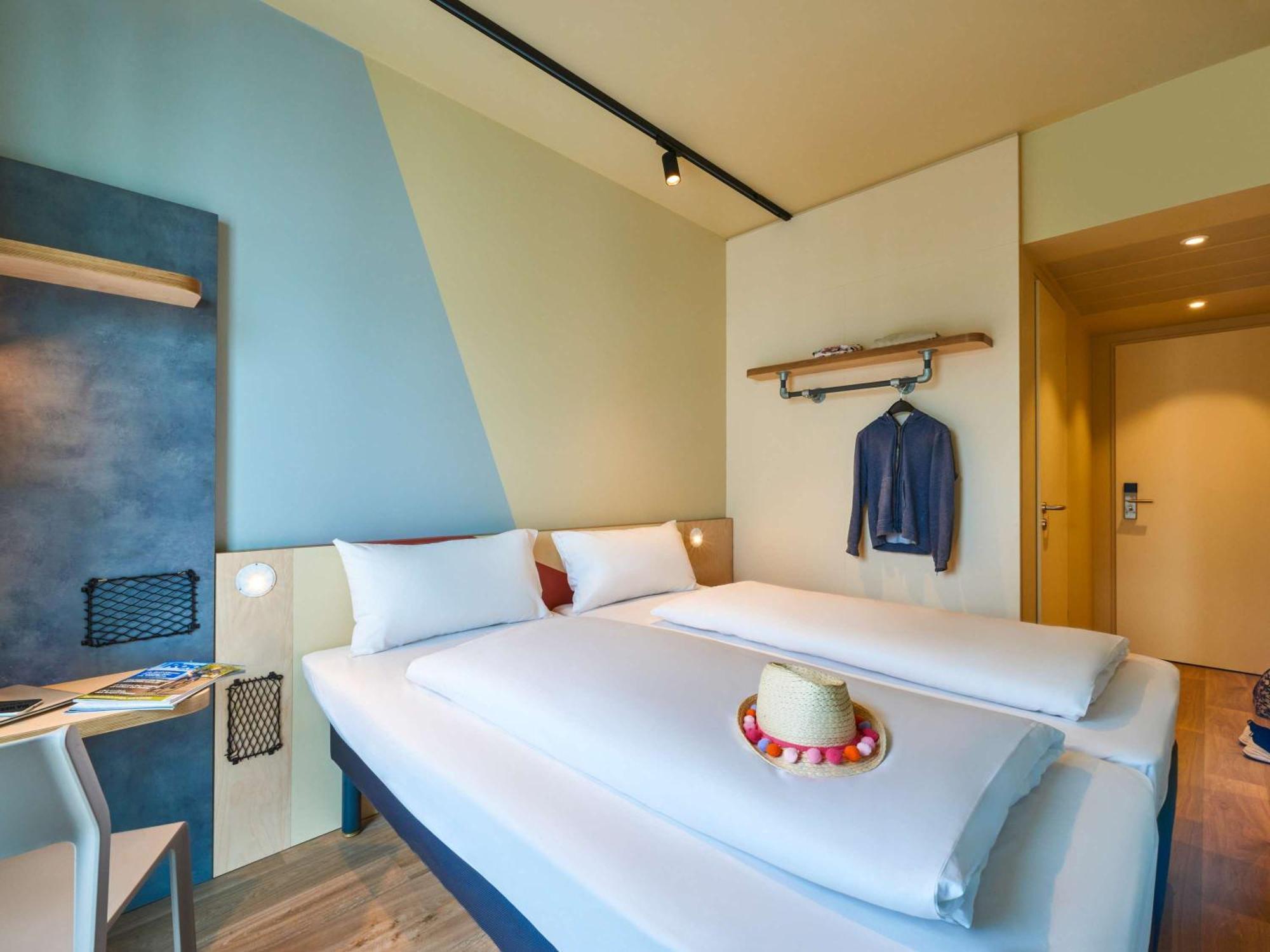 Ibis Budget Зинген Екстериор снимка
